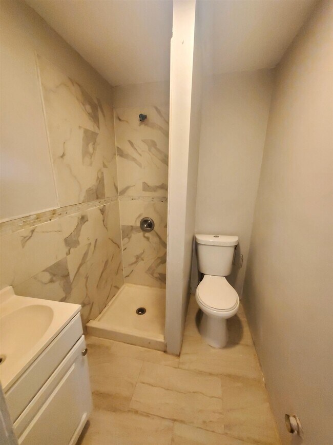 Foto del edificio - 202-204 Ocean Ave