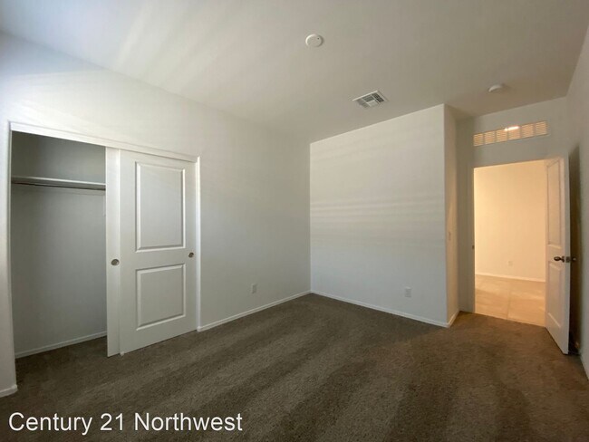 Building Photo - 4 br, 2 bath House - 1164 W Del Monte Pl