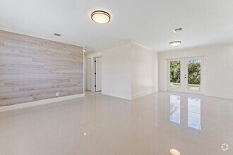 Building Photo - 12149 Colony Ave
