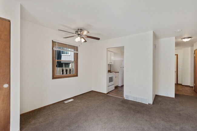 Foto del edificio - 3774 S 81st St