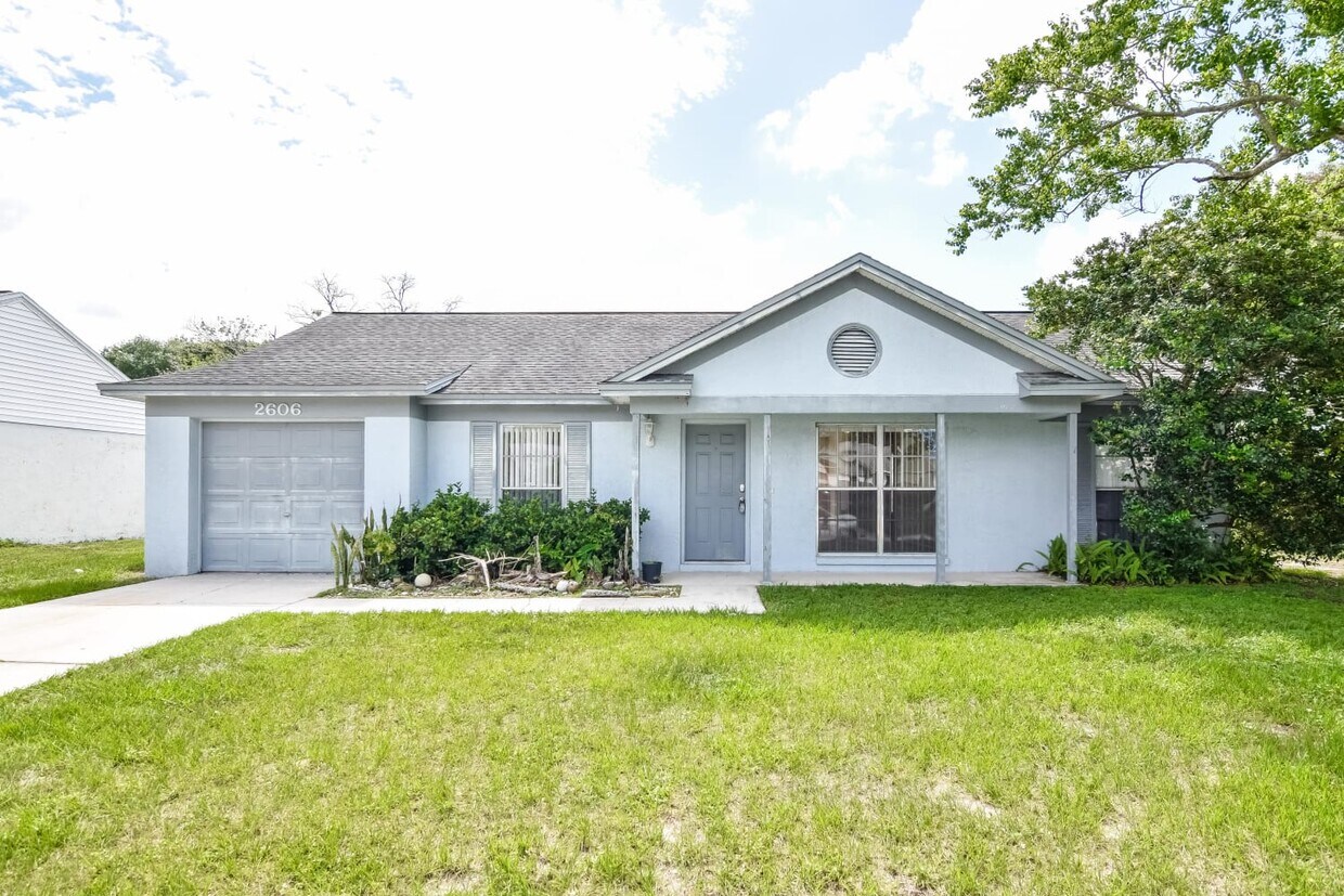 Foto principal - 2606 Amberly Pl