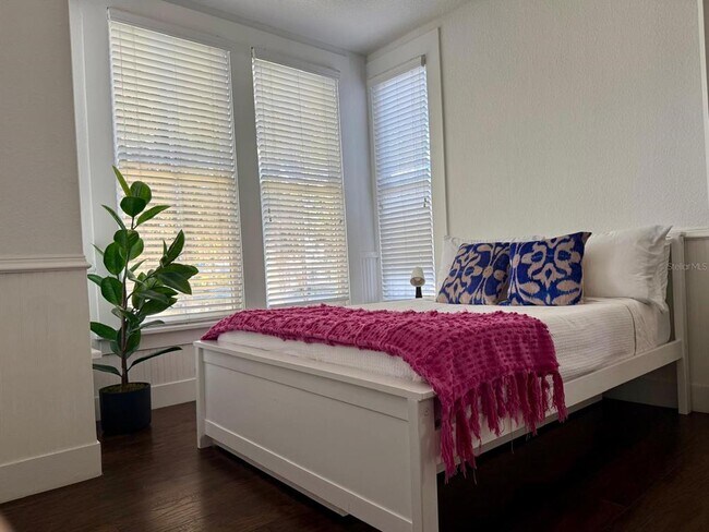 Foto del edificio - 910 SE 2nd St