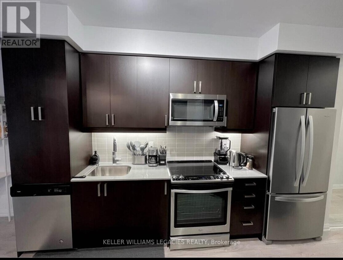 Photo principale - 7895-7895 Jane St