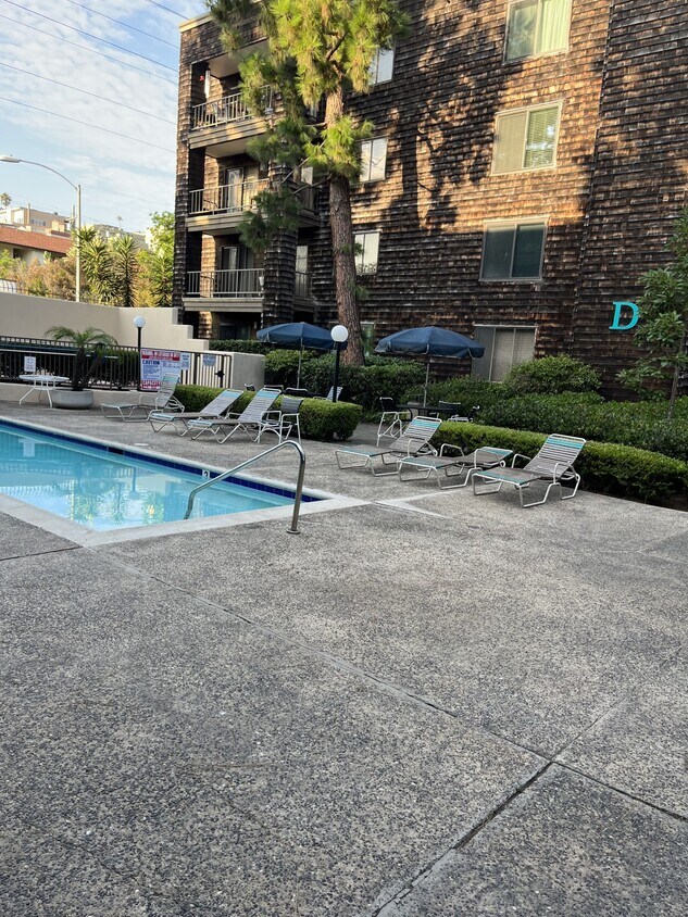 5790 Friars Rd Unit F4, San Diego, CA 92110 Condo for Rent in San