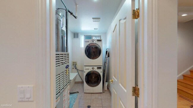 Foto del edificio - 1 br, 1 bath House - 449 30th Ave Private ...