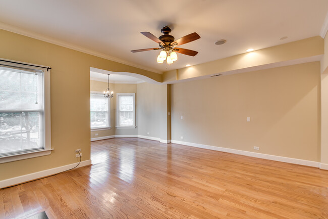 Foto del edificio - 7611 N Sheridan Rd