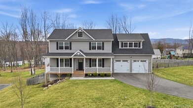 Building Photo - 108 Joyce Wy