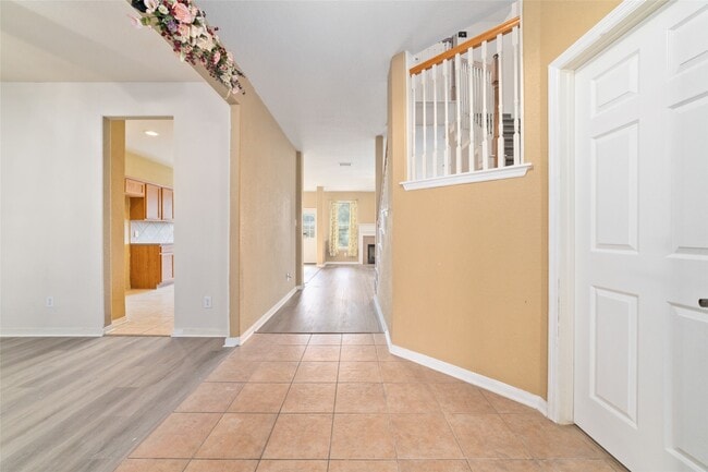 Building Photo - 12426 Taylorwood Ln