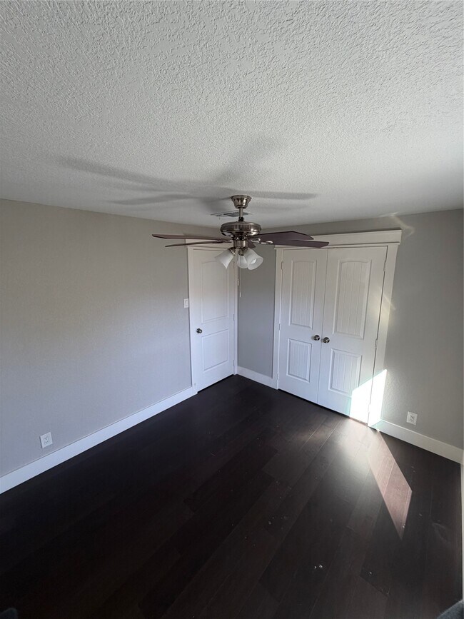 Foto del edificio - 8922 Allwood St