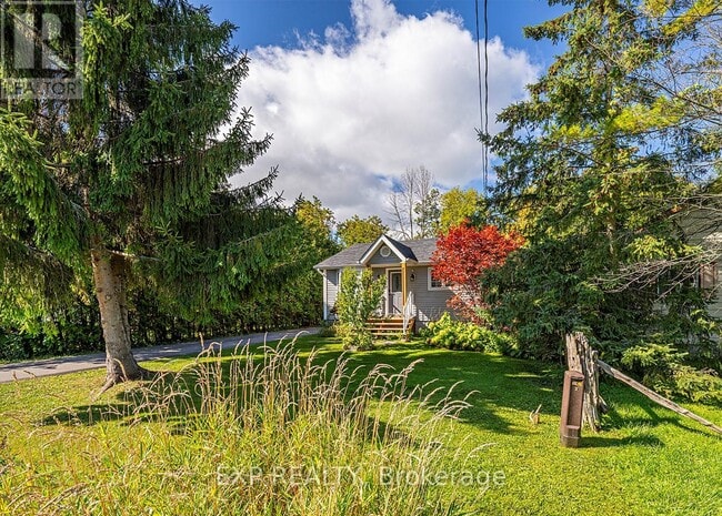 Photo du bâtiment - 104 Maple Ave