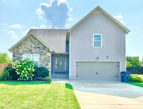 Building Photo - 3734 Silver Fox Ct