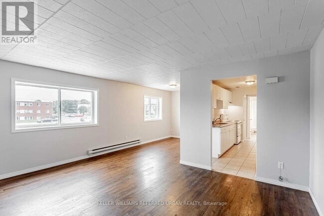 Building Photo - 303 Frontenac Ave