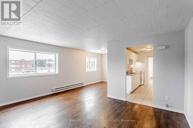 Photo du bâtiment - 303 Frontenac Ave