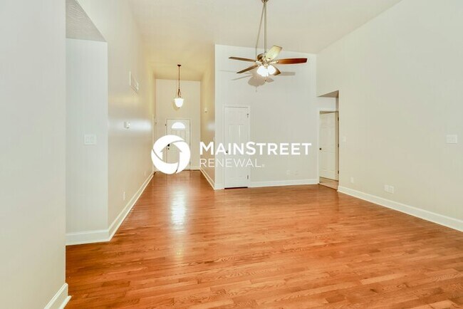 Building Photo - 3 Bedroom Pet-Friendly Home in SHELBYVILLE, KY with Main Street Renewal