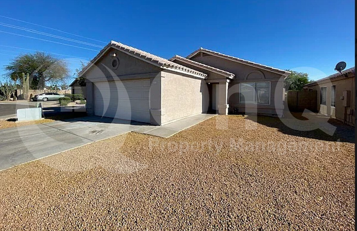 Photo - 10713 West Montecito Avenue