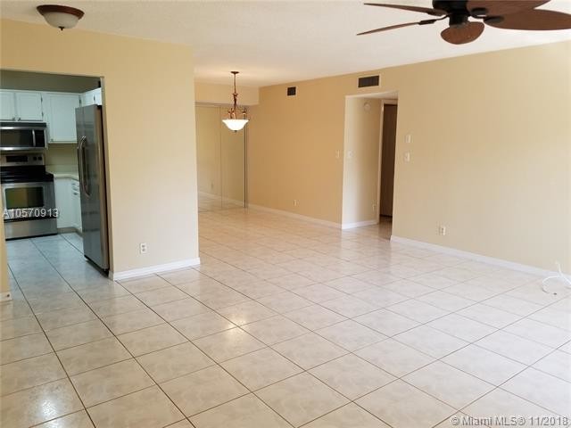 Foto del edificio - 147 Deer Creek Blvd