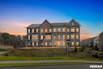 Building Photo - 811 Atkins Ln