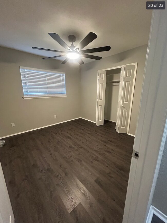 Foto del edificio - 2801 Meadowview Dr