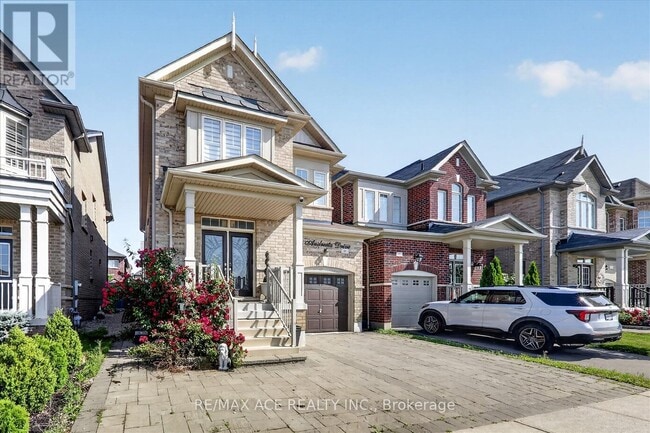 Building Photo - 10 Andreeta Dr