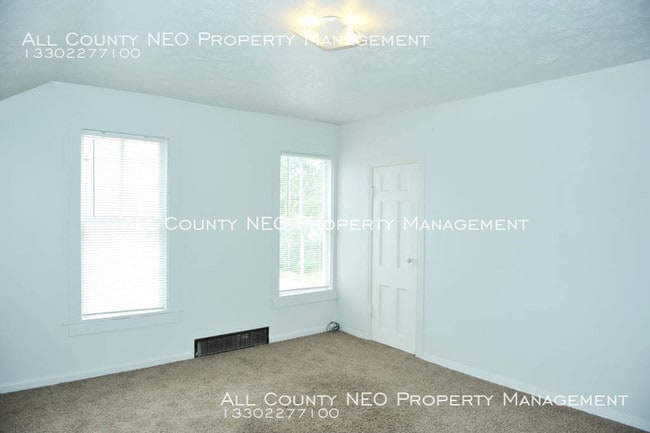 Foto del edificio - 654 Sherman St