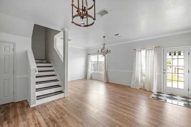 Building Photo - 16835 Pine Castle Dr
