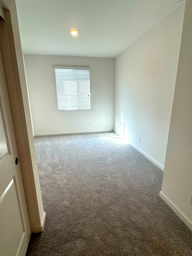 Parent / Guest Room 2 - 2288 Panama Dr