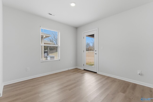 Building Photo - 14886 Ravenel Dr