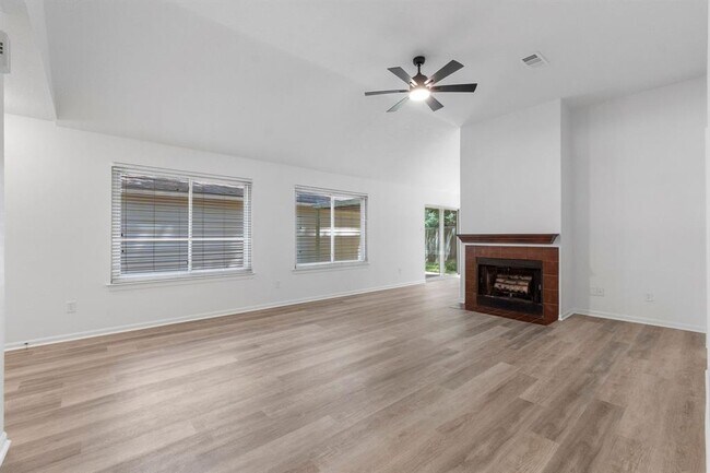 Building Photo - 66 S Cobble Hill Cir