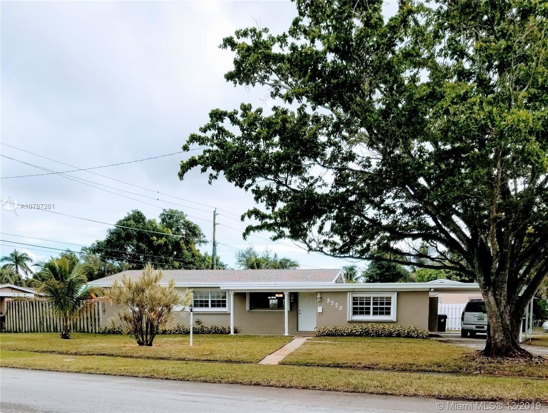3520 SW 23rd St, Fort Lauderdale, FL 33312 House Rental in Fort