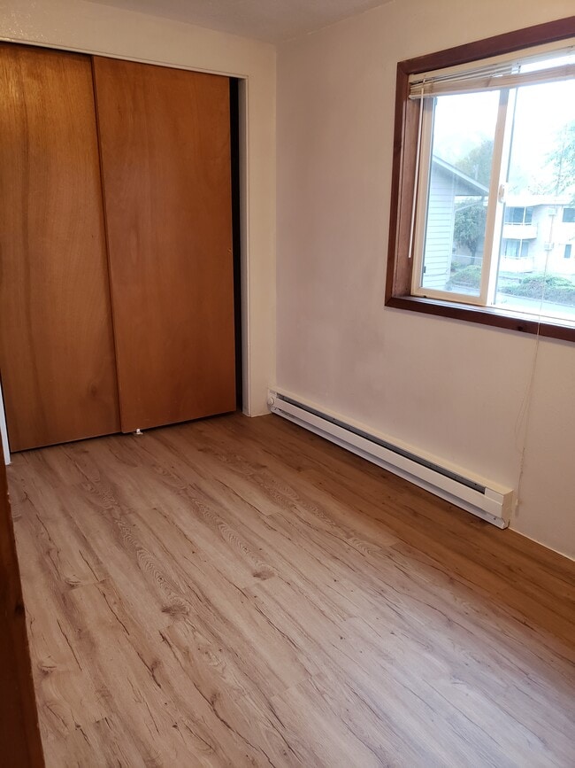 Bedroom - 108 5th St