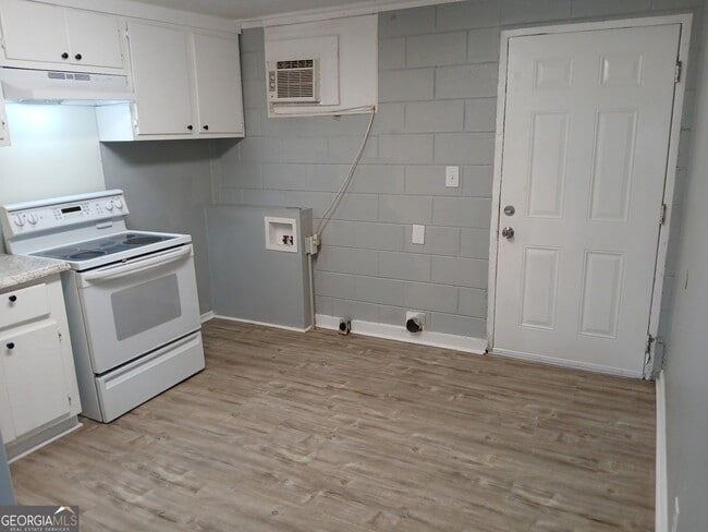 Building Photo - 928 Hamilton Blvd