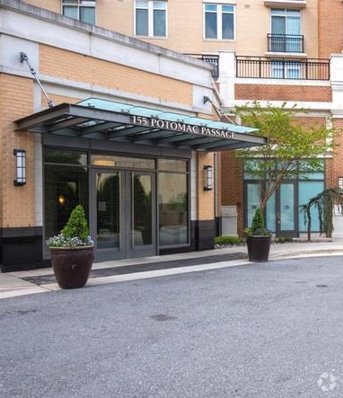 Building Photo - 155 Potomac Passage