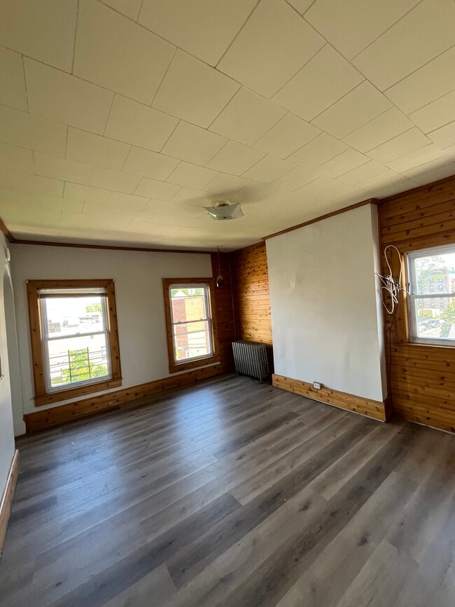 Building Photo - 141 Lembeck Ave