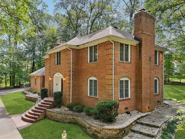 Photo - 7700 Warfield Rd (Gaithersburg, MD) House
