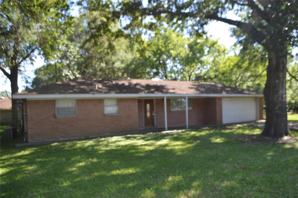 Building Photo - 2713 Pecan Ave