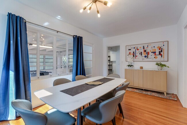 Foto del edificio - 820 SW 26th Rd