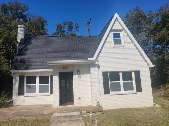 Updated 2 bed/2bth in Madison TN - Updated 2 bed/2bth in Madison TN Apartment