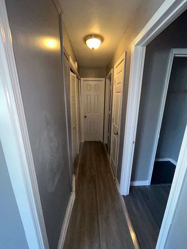 Foto del edificio - LIMITED TIME**NO APPLICATION FEE**1/2 OFF DEPOSIT**