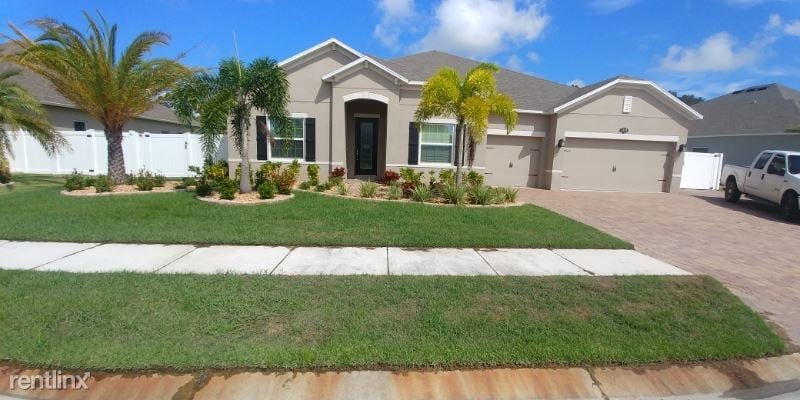 Primary Photo - 5 br, 3 bath House - 5080 Hebron Dr