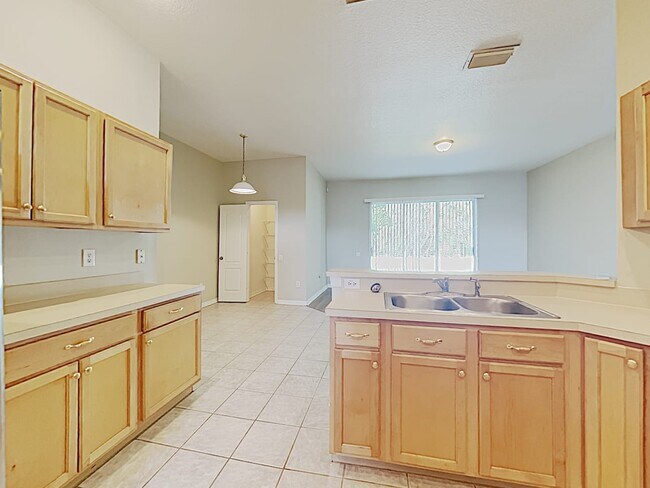 Foto del edificio - 26619 Tim Tam Pl