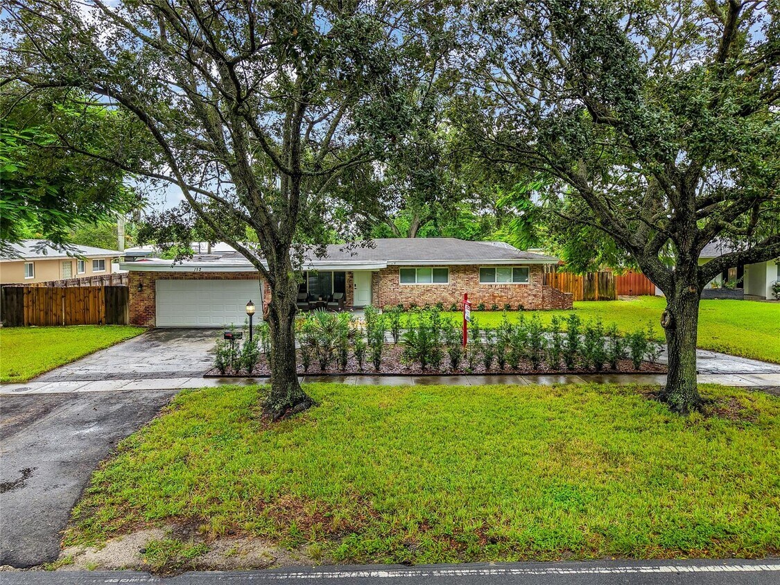 Foto principal - 152 SW 59th Ave