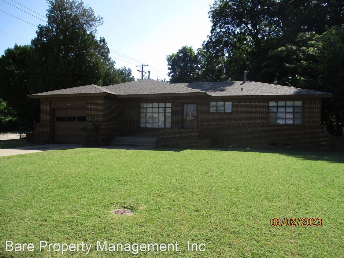 Primary Photo - 3 br, 1 bath House - 101 S Sherry Avenue