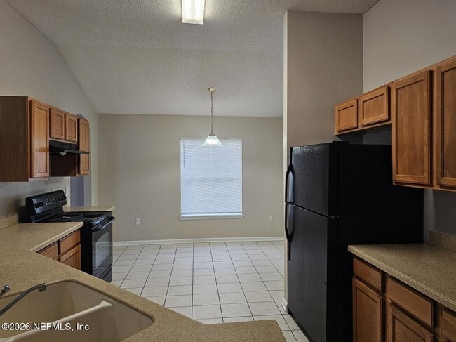 Foto del edificio - 1876 Creekview Dr