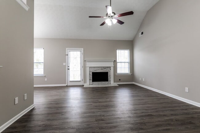 Building Photo - 965 Tigers Way