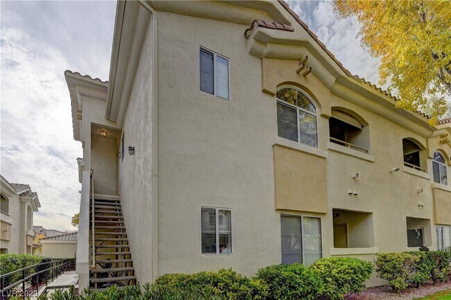 Foto del edificio - 1311 Red Gable Ln