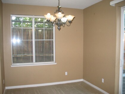 Foto del edificio - 6673 Panther Creek Dr