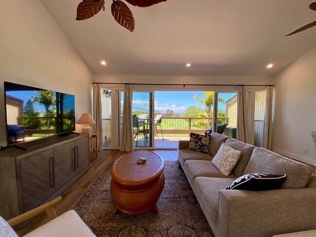 Foto del edificio - Sunset Ocean View Turn-key Condo on Golf C...