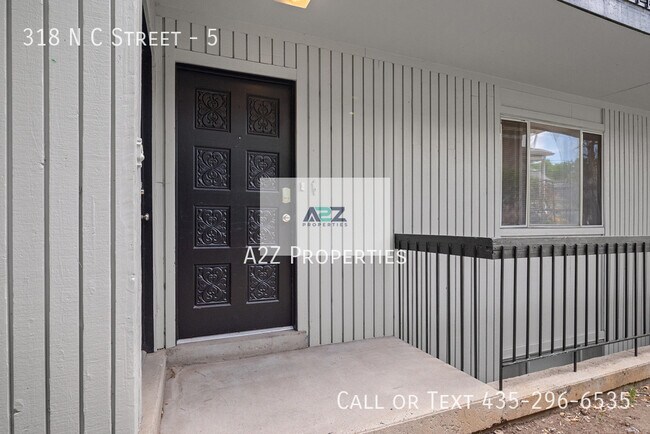Photo - 318 N Center St Apartment