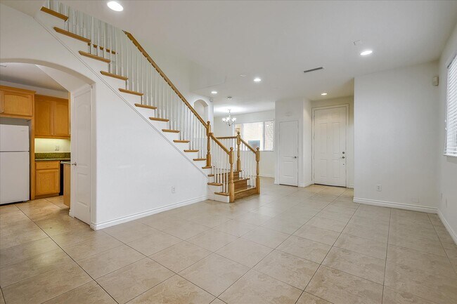 Foto del edificio - 8358 Telegraph Rd
