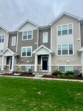 Building Photo - 1059 Briar Gln Ct